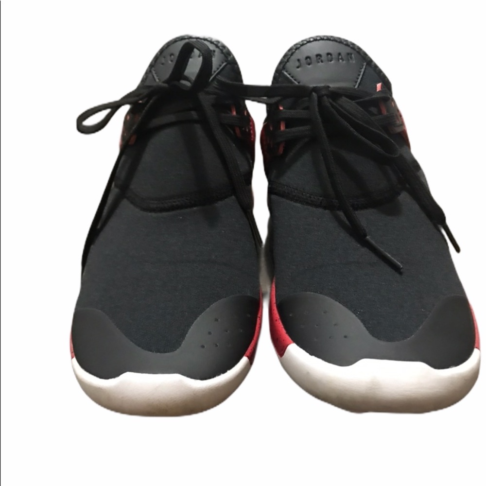 Used nike Jordan sneakers